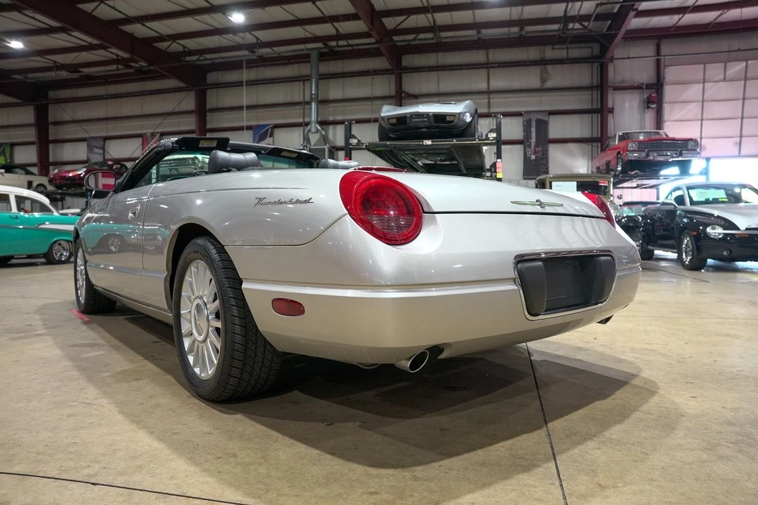 2004 Ford Thunderbird 11th Gen - Image 6 of 12