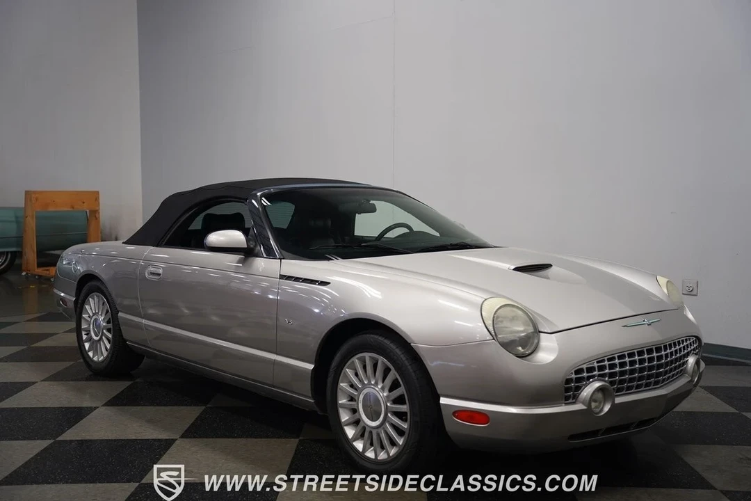 2004 Ford Thunderbird 11th Gen - Image 20 of 21