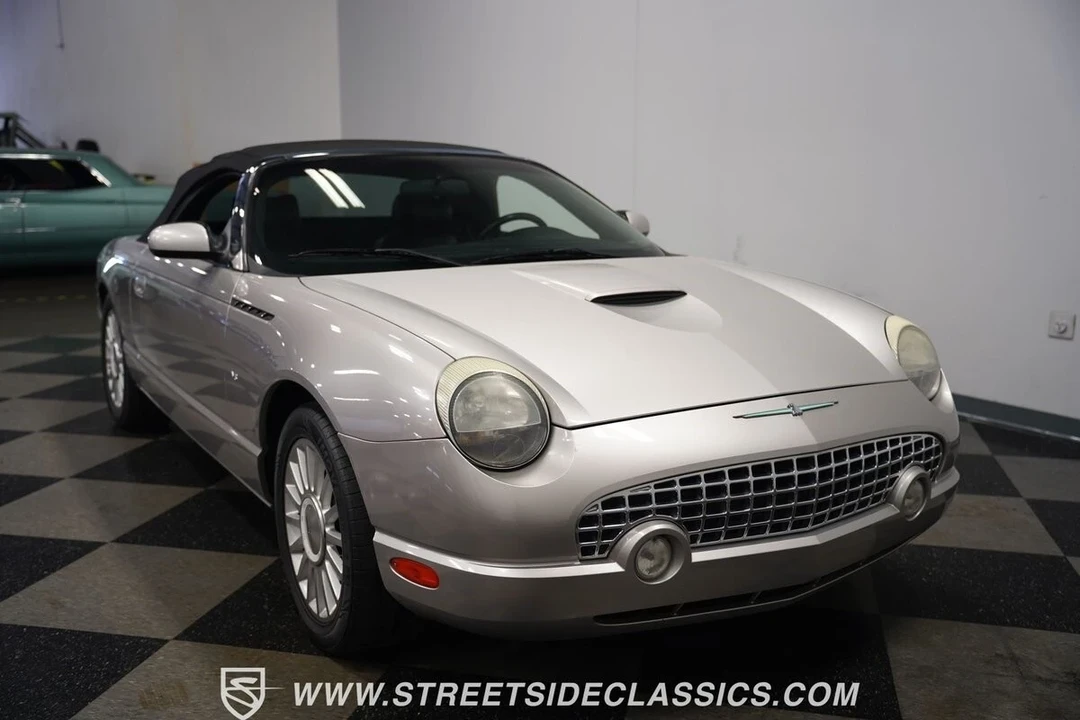2004 Ford Thunderbird 11th Gen - Image 21 of 21