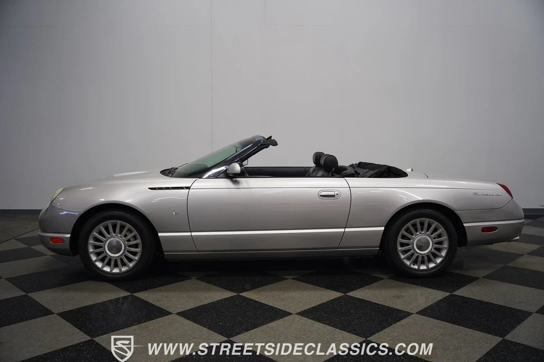 2004 Ford Thunderbird 11th Gen - Image 3 of 21