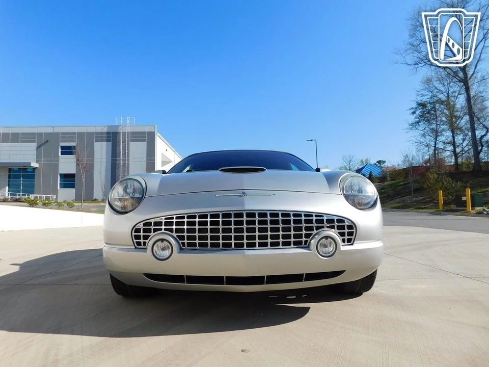 2004 Ford Thunderbird 11th Gen - Image 4 of 12