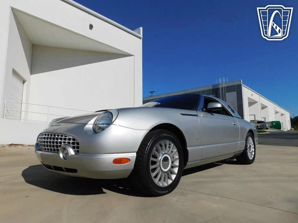 2004 Ford Thunderbird 11th Gen - Image 7 of 12