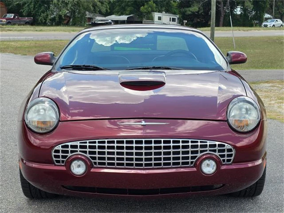 2004 Ford Thunderbird 11th Gen - Image 3 of 31