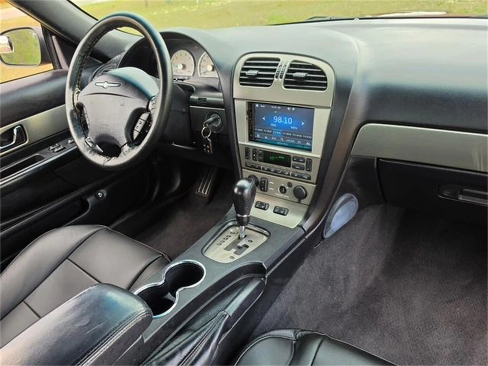 2004 Ford Thunderbird 11th Gen - Image 30 of 31