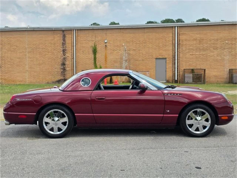 2004 Ford Thunderbird 11th Gen - Image 6 of 31