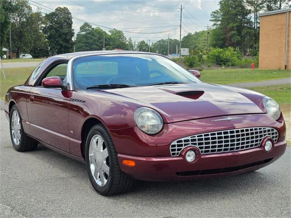 2004 Ford Thunderbird 11th Gen - Image 4 of 31