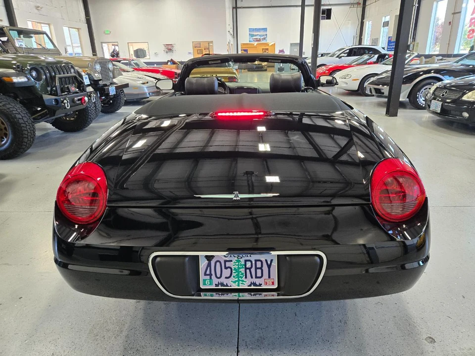 2004 Ford Thunderbird 11th Gen - Image 13 of 27