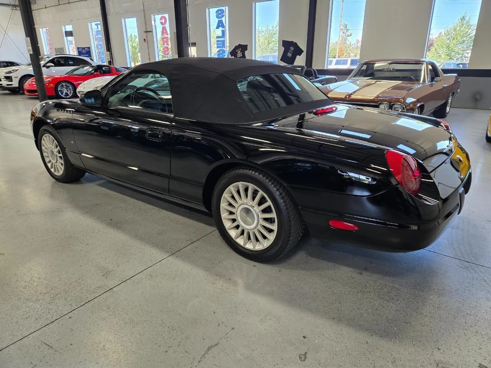 2004 Ford Thunderbird 11th Gen - Image 17 of 27