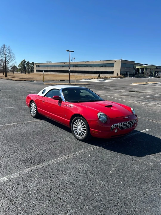 2004 Ford Thunderbird 11th Gen - Image 9 of 19