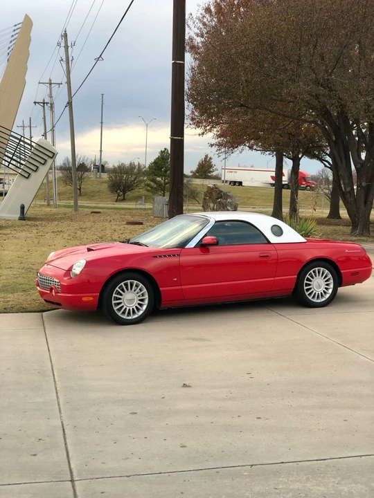 2004 Ford Thunderbird 11th Gen - Image 12 of 19