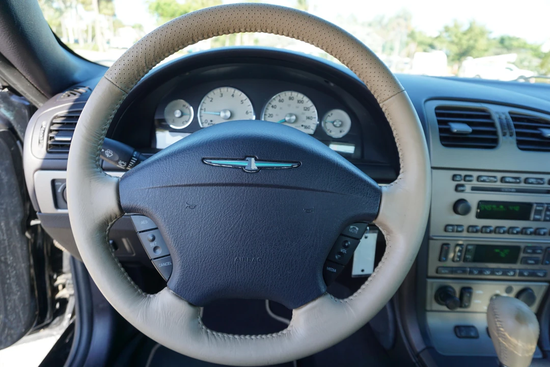2004 Ford Thunderbird 11th Gen - Image 29 of 31