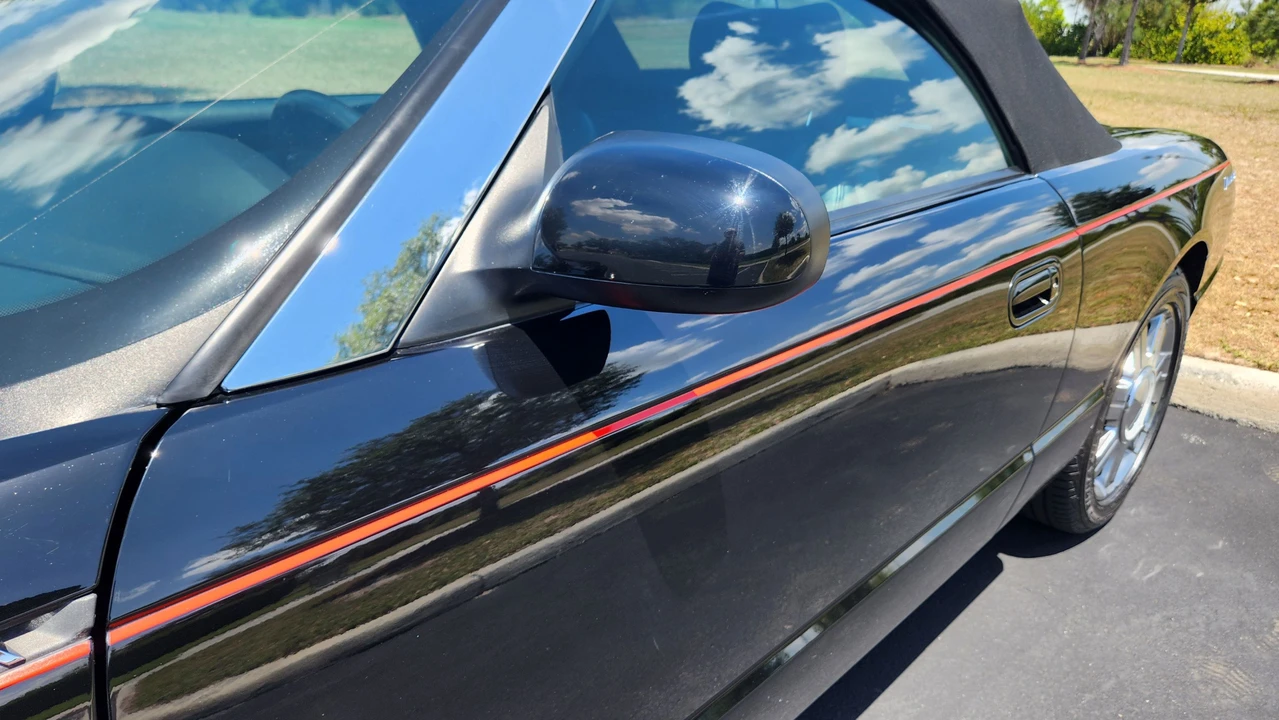 2004 Ford Thunderbird 11th Gen - Image 20 of 31
