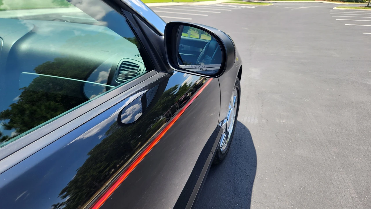 2004 Ford Thunderbird 11th Gen - Image 22 of 31