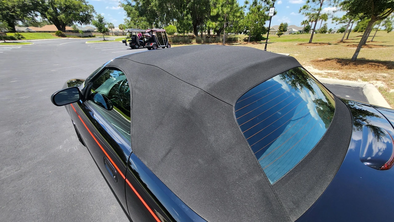 2004 Ford Thunderbird 11th Gen - Image 29 of 31