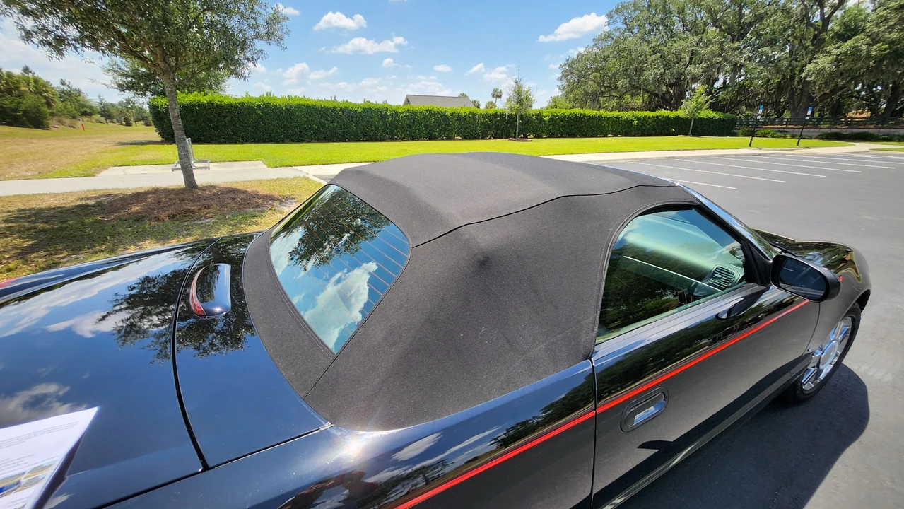 2004 Ford Thunderbird 11th Gen - Image 30 of 31