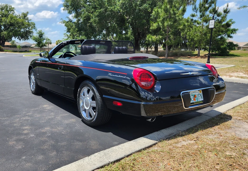 2004 Ford Thunderbird 11th Gen - Image 6 of 31