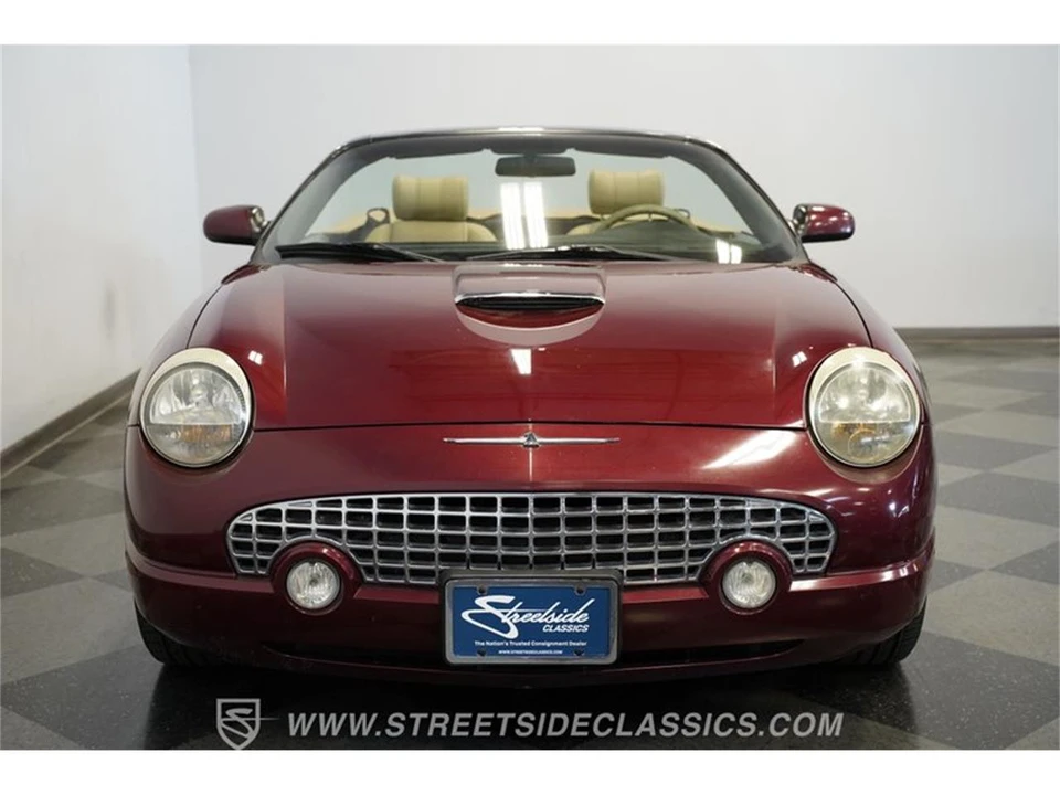 2004 Ford Thunderbird 11th Gen - Image 17 of 31
