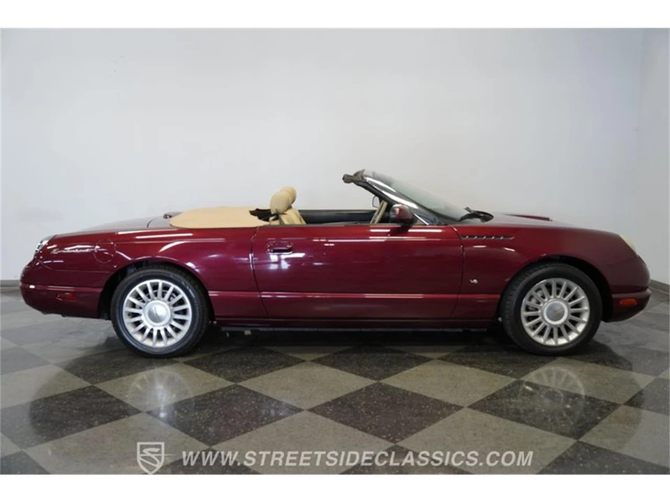 2004 Ford Thunderbird 11th Gen - Image 14 of 31