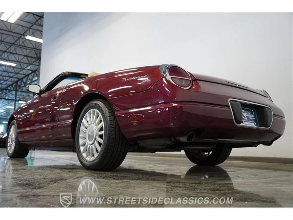 2004 Ford Thunderbird 11th Gen - Image 30 of 31