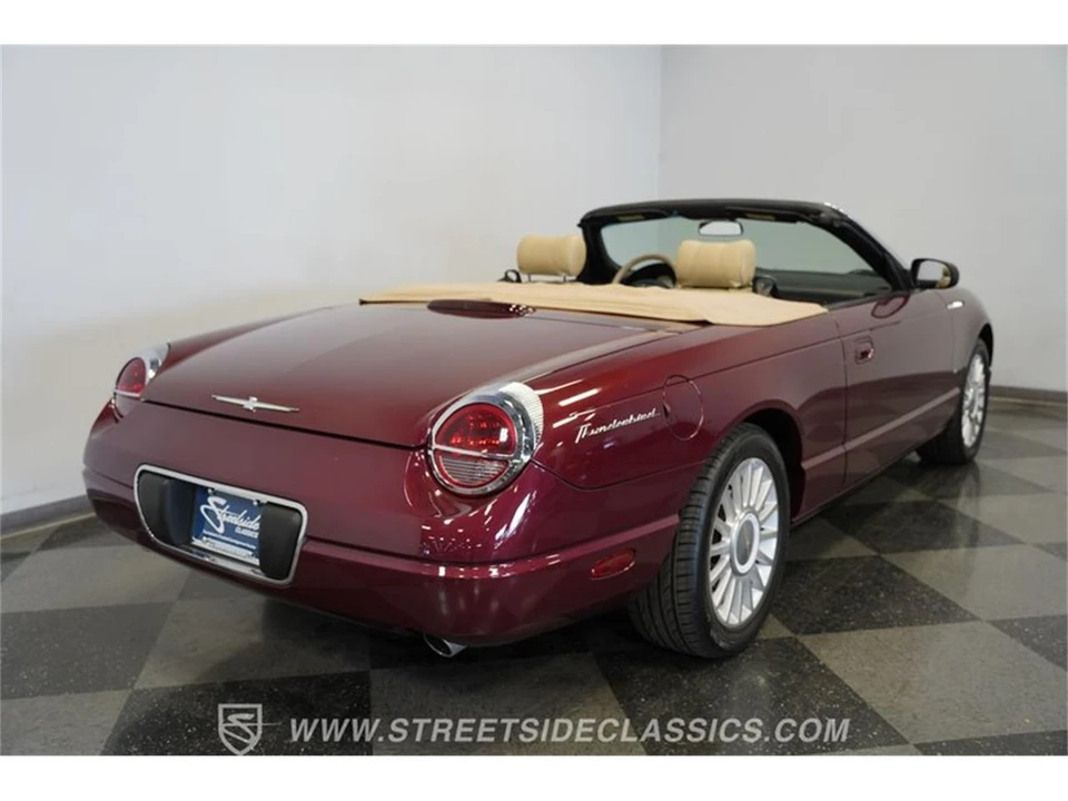 2004 Ford Thunderbird 11th Gen - Image 11 of 31