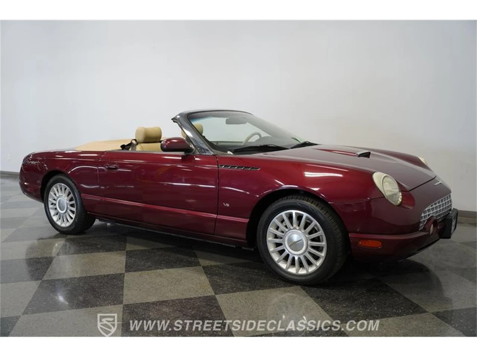 2004 Ford Thunderbird 11th Gen - Image 15 of 31