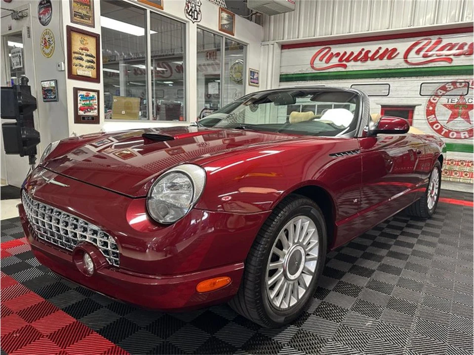 2004 Ford Thunderbird 11th Gen - Image 8 of 31