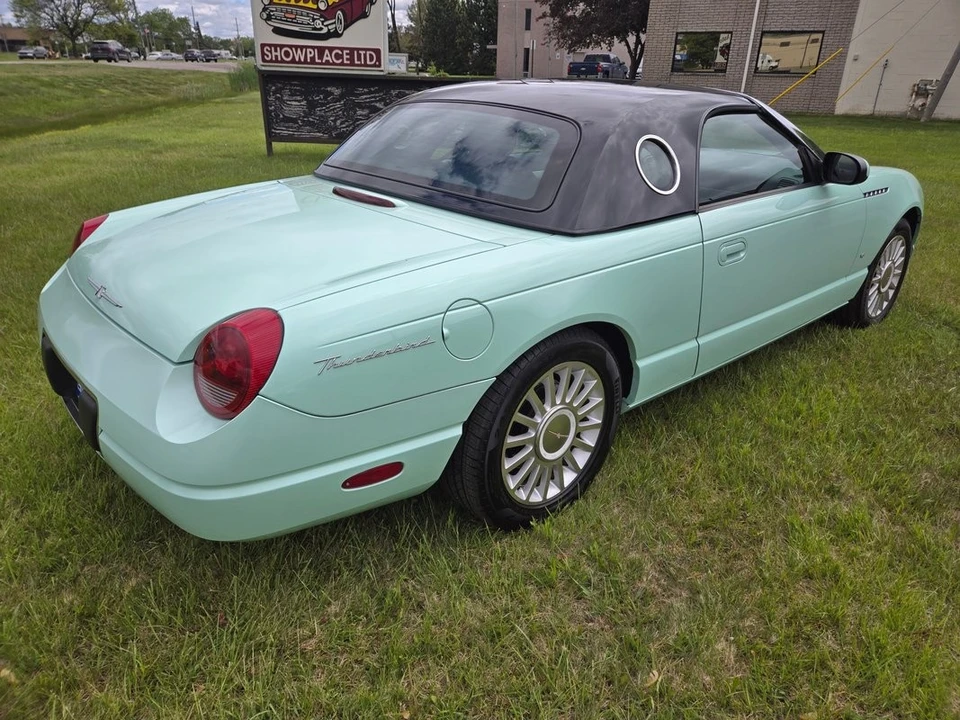 2004 Ford Thunderbird 11th Gen - Image 11 of 21