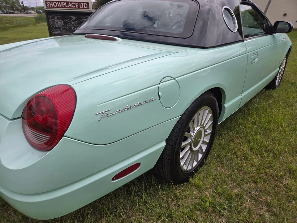2004 Ford Thunderbird 11th Gen - Image 12 of 21