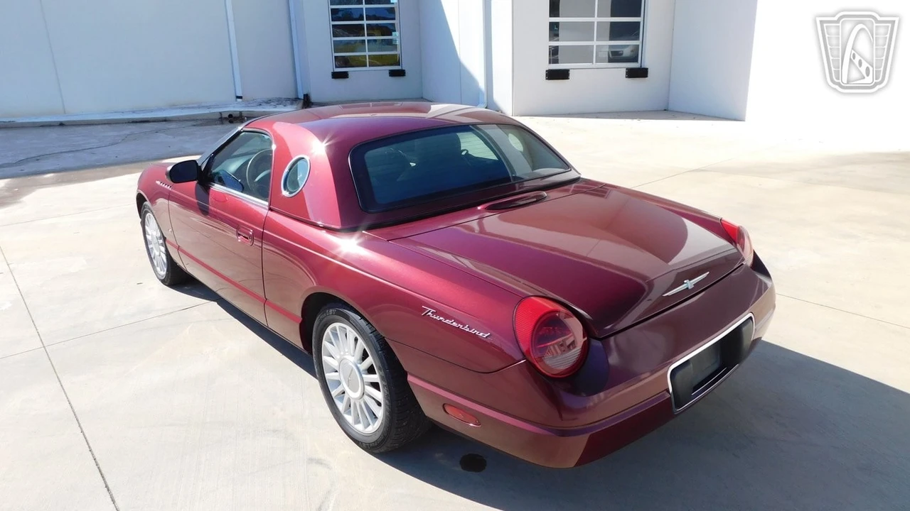 2004 Ford Thunderbird 11th Gen - Image 20 of 21
