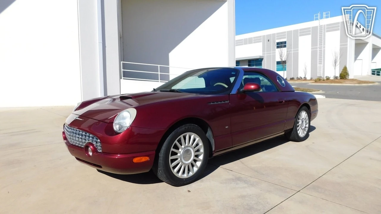 2004 Ford Thunderbird 11th Gen - Image 8 of 21