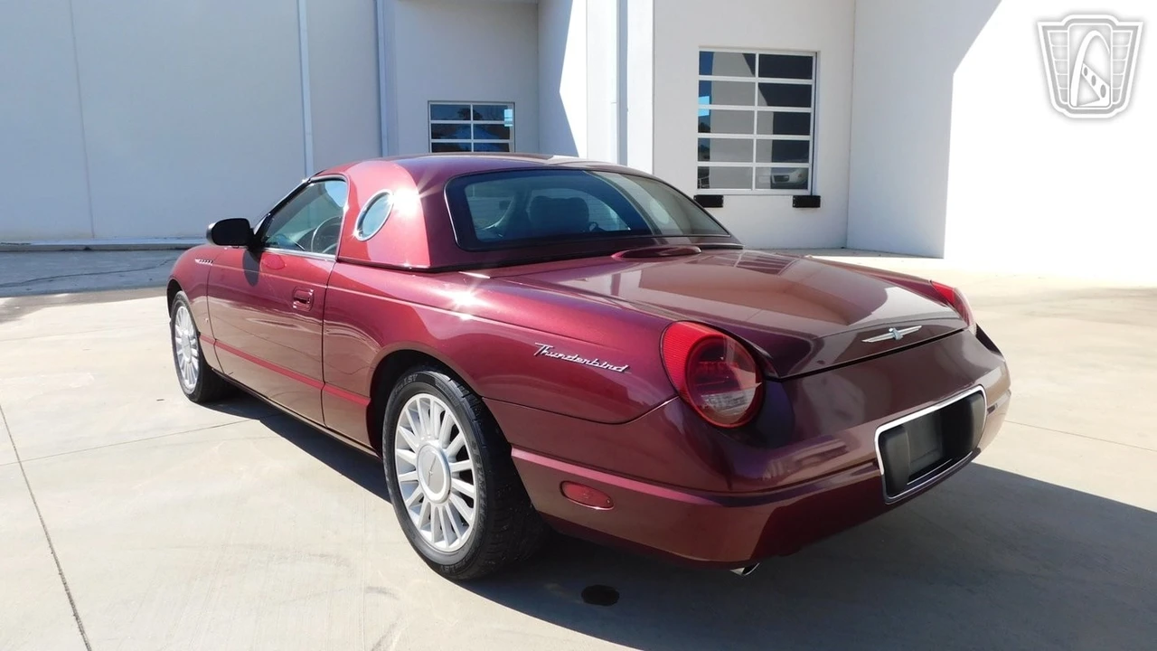 2004 Ford Thunderbird 11th Gen - Image 20 of 21