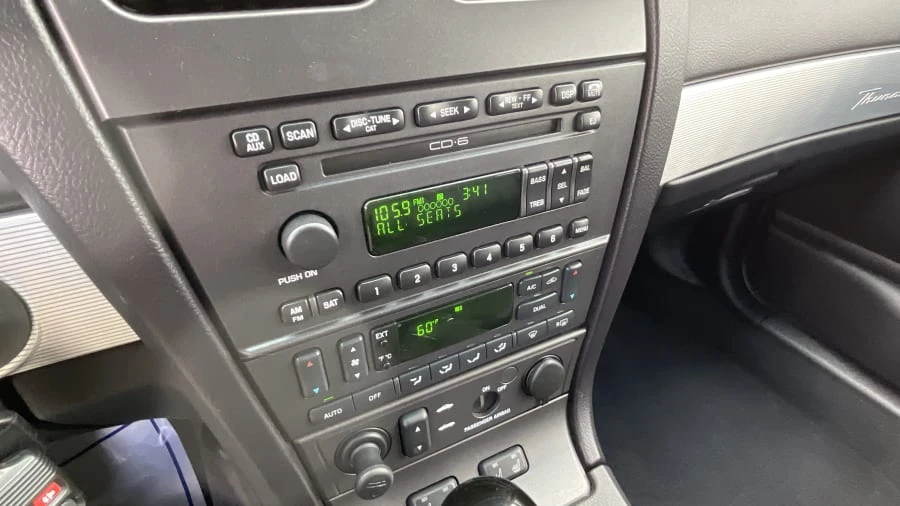 2004 Ford Thunderbird 11th Gen - Image 8 of 10