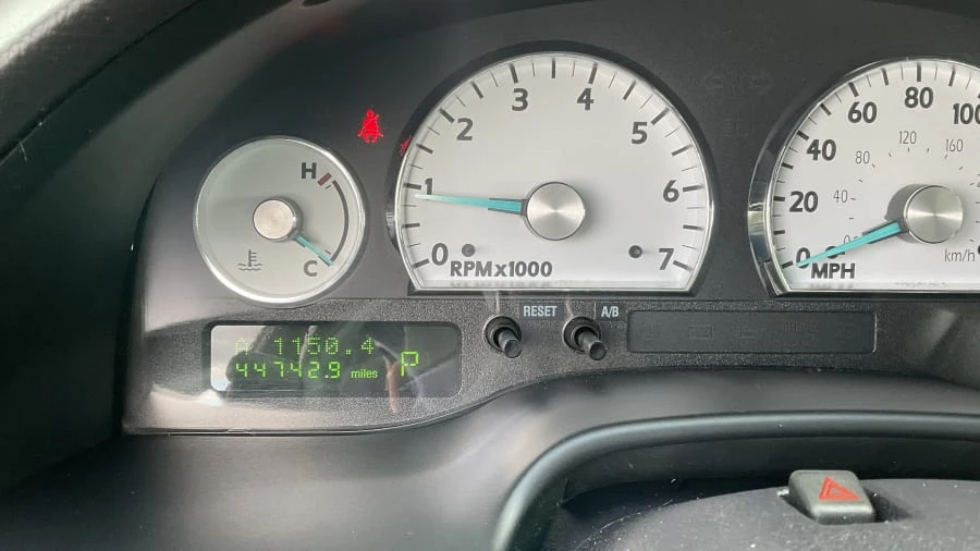 2004 Ford Thunderbird 11th Gen - Image 10 of 10