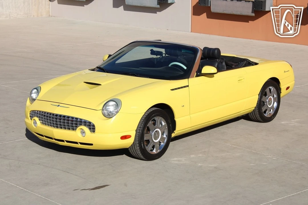 2004 Ford Thunderbird 11th Gen - Image 10 of 12