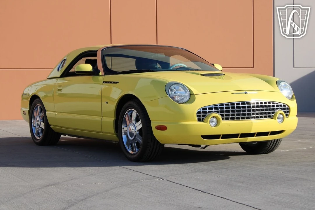 2004 Ford Thunderbird 11th Gen - Image 5 of 12