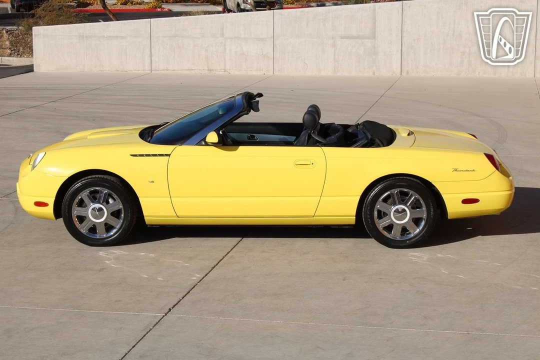 2004 Ford Thunderbird 11th Gen - Image 11 of 12