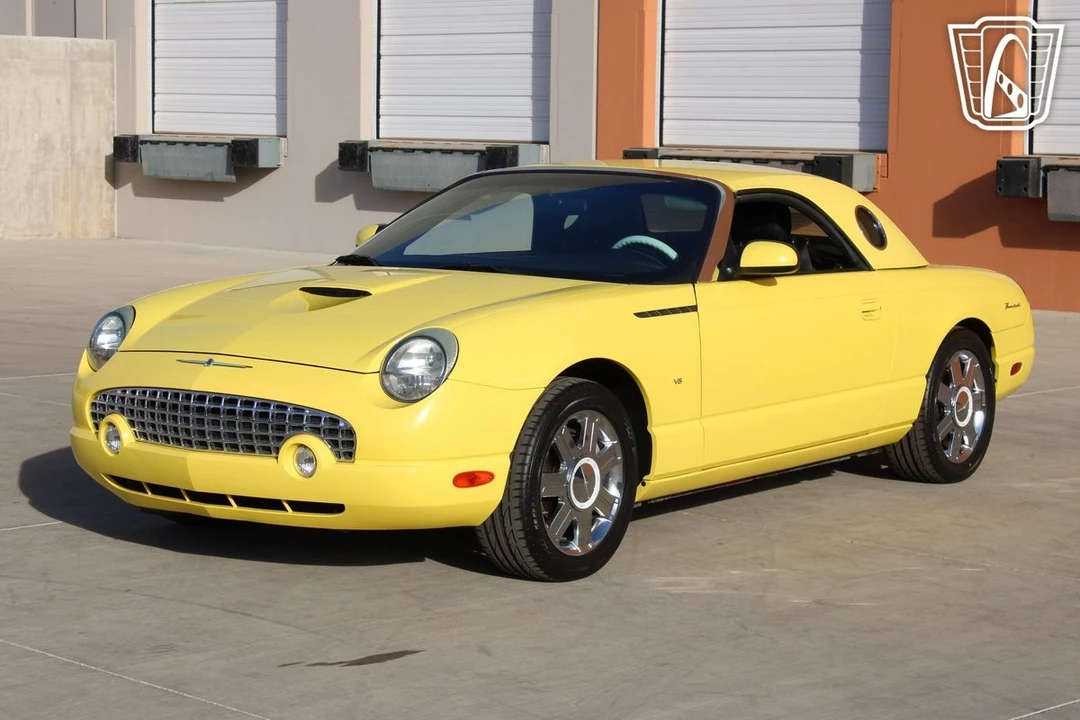 2004 Ford Thunderbird 11th Gen - Image 3 of 12