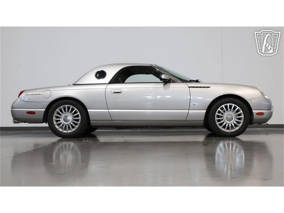 2004 Ford Thunderbird 11th Gen - Image 31 of 31