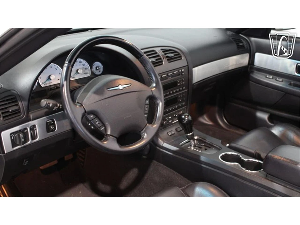 2004 Ford Thunderbird 11th Gen - Image 13 of 31