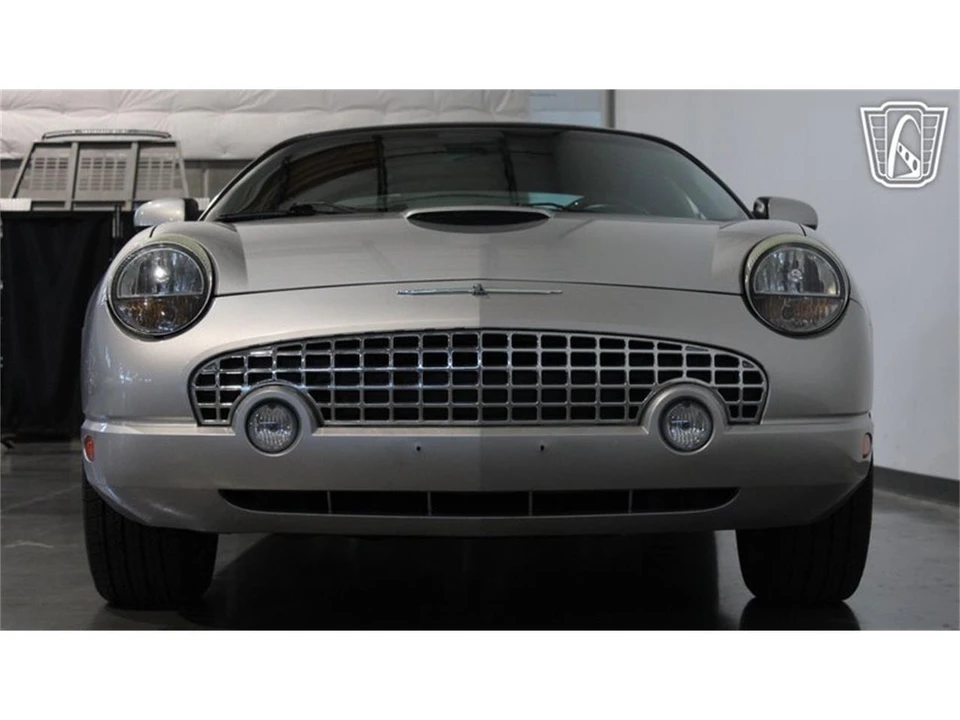 2004 Ford Thunderbird 11th Gen - Image 29 of 31