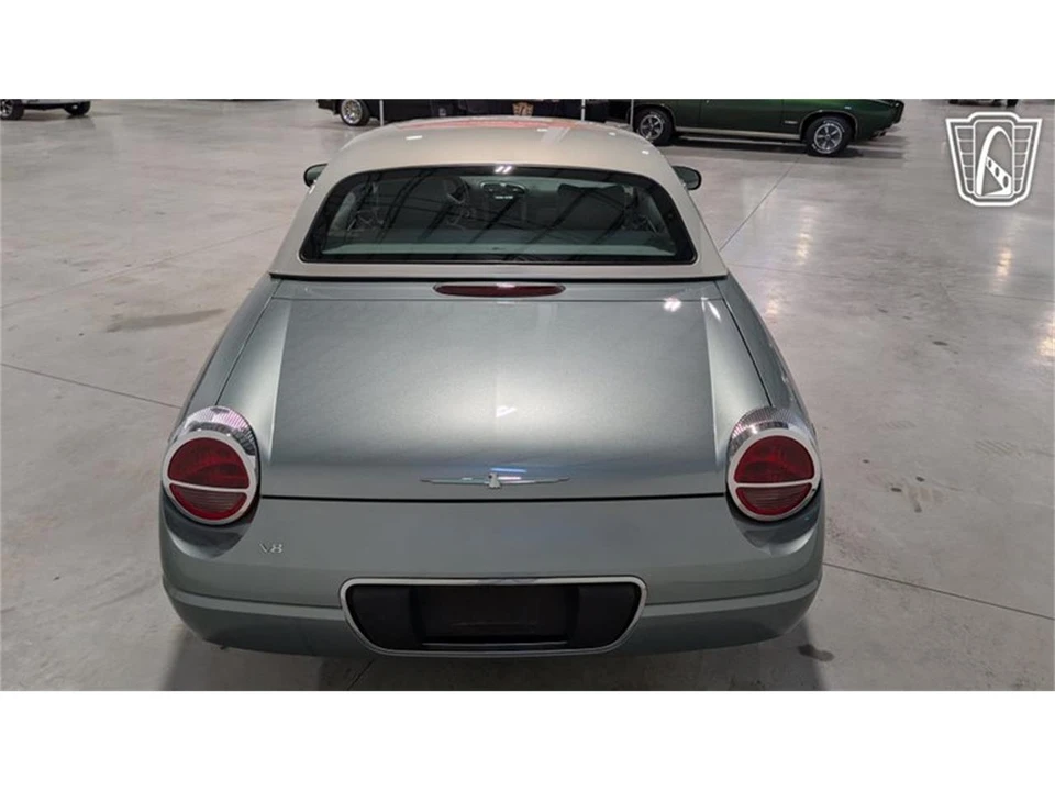 2004 Ford Thunderbird 11th Gen - Image 11 of 31