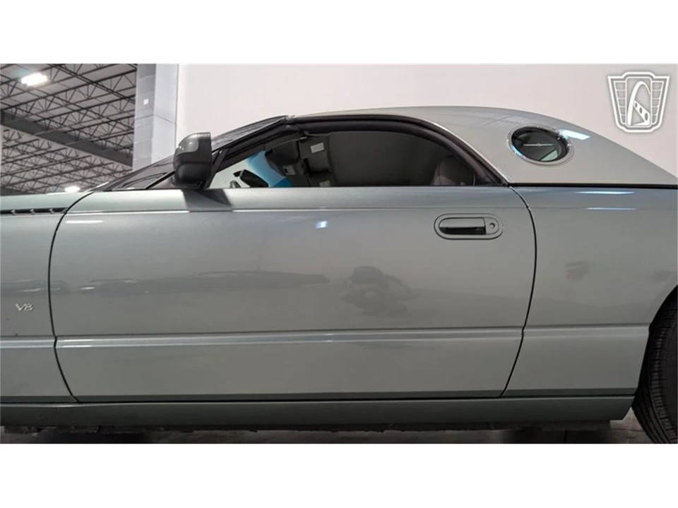 2004 Ford Thunderbird 11th Gen - Image 31 of 31