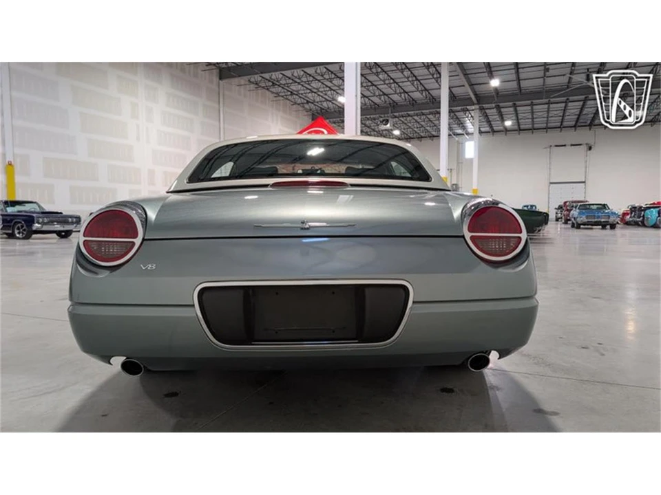 2004 Ford Thunderbird 11th Gen - Image 12 of 31