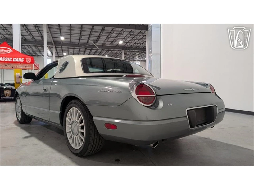 2004 Ford Thunderbird 11th Gen - Image 9 of 31
