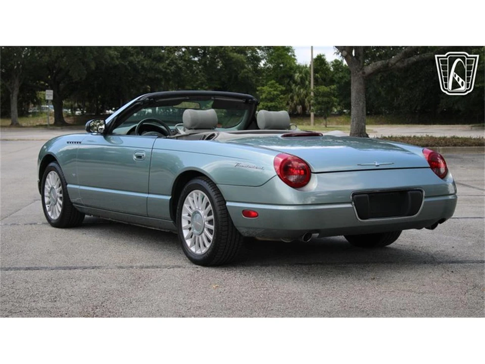 2004 Ford Thunderbird 11th Gen - Image 11 of 31