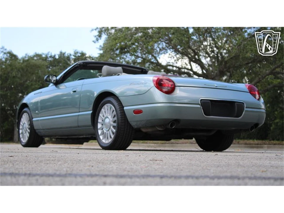 2004 Ford Thunderbird 11th Gen - Image 10 of 31