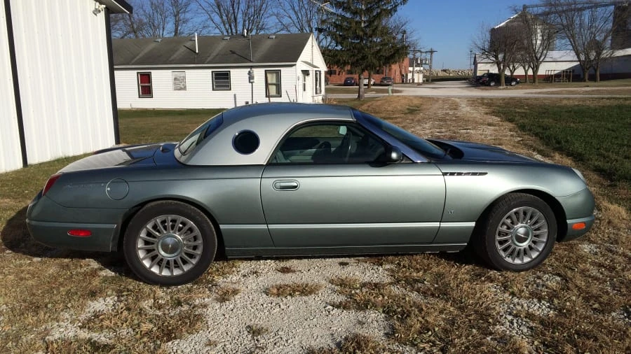 2004 Ford Thunderbird 11th Gen - Image 2 of 8