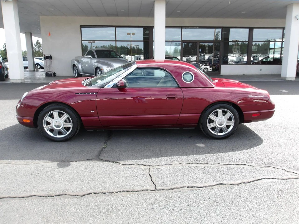 2004 Ford Thunderbird - Image 2 of 20