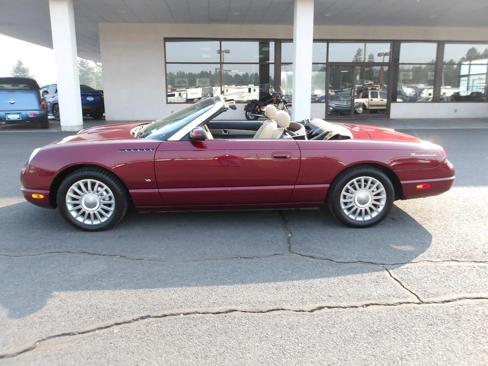 2004 Ford Thunderbird 11th Gen - Image 10 of 28