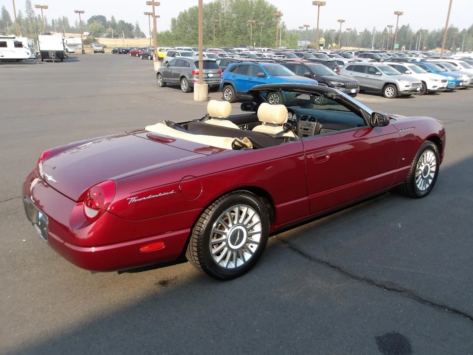 2004 Ford Thunderbird 11th Gen - Image 13 of 28